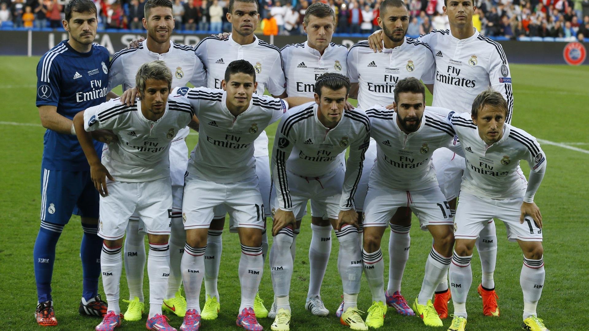 史上最精彩的“妙传”瞬间:斯托亚科维奇在快攻中送出助攻绝杀!